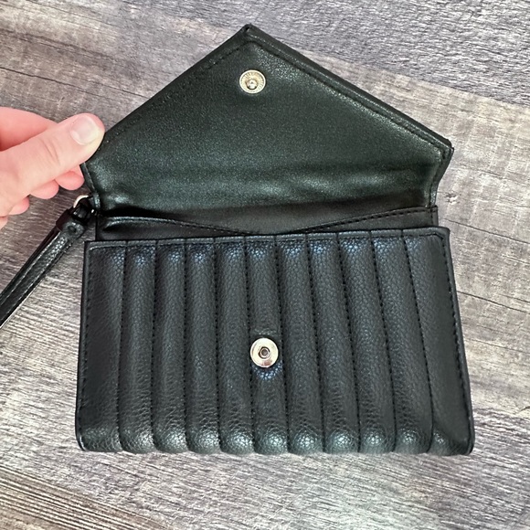 Victoria Secret Wristlet Wallet - Picture 4 of 6
